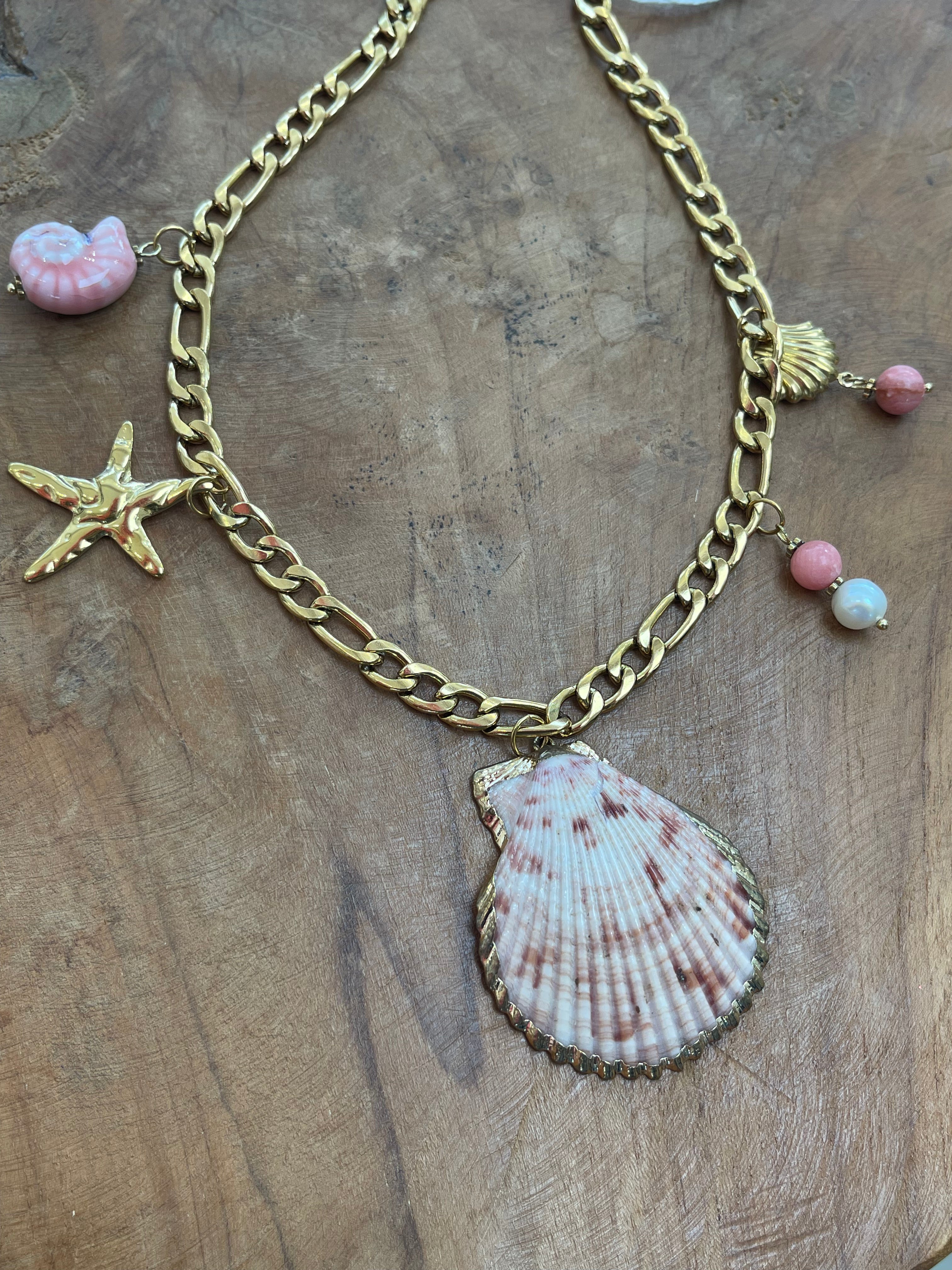 Colliers à breloques